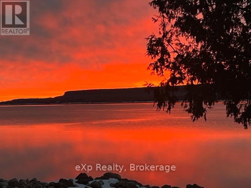 149 Mallory Beach Road, South Bruce Peninsula, Ontario  N0H 2T0 - Photo 49 - X12425816