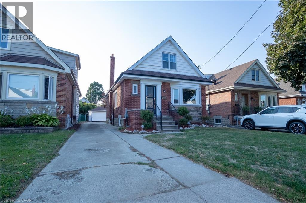 186 Huxley Avenue S, Hamilton, Ontario  L8K 2R3 - Photo 3 - 40768277