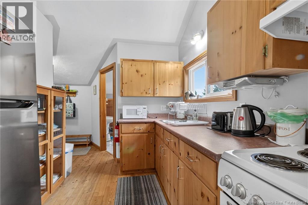 158 Route 960, Cape Tormentine, New Brunswick  E4M 2C2 - Photo 38 - NB127359