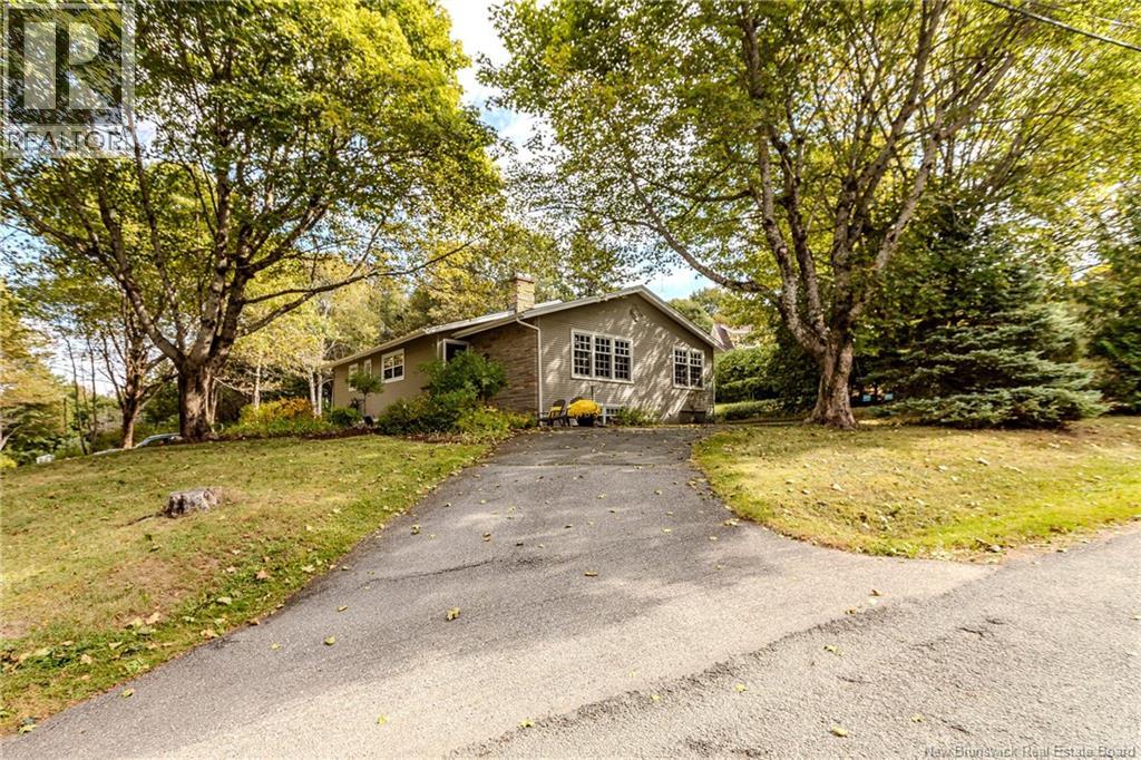 3 Valpy Drive, Rothesay, New Brunswick  E2H 1V2 - Photo 1 - NB126797