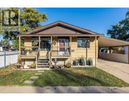 509 2 Street Se, Redcliff, Ca