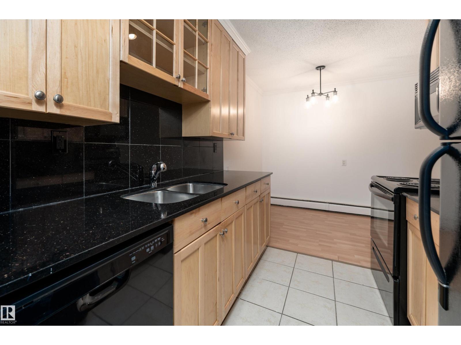 #101 9925 83 Av Nw Nw, Edmonton, Alberta  T6E 2B9 - Photo 7 - E4459378