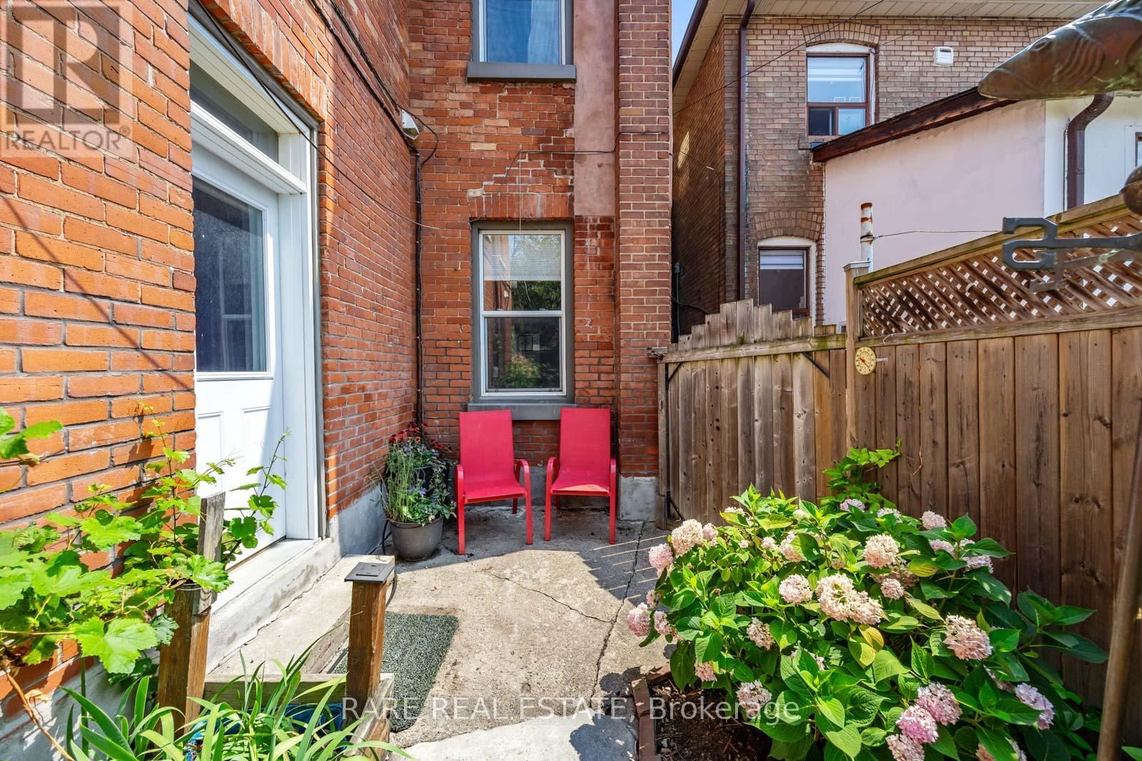 56 Brock Avenue, Toronto, Ontario  M6K 2L2 - Photo 47 - W12425551