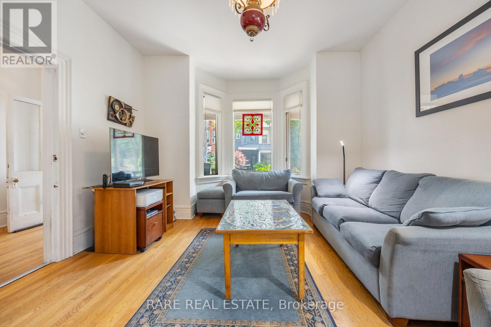56 Brock Avenue, Toronto, Ontario  M6K 2L2 - Photo 8 - W12425551