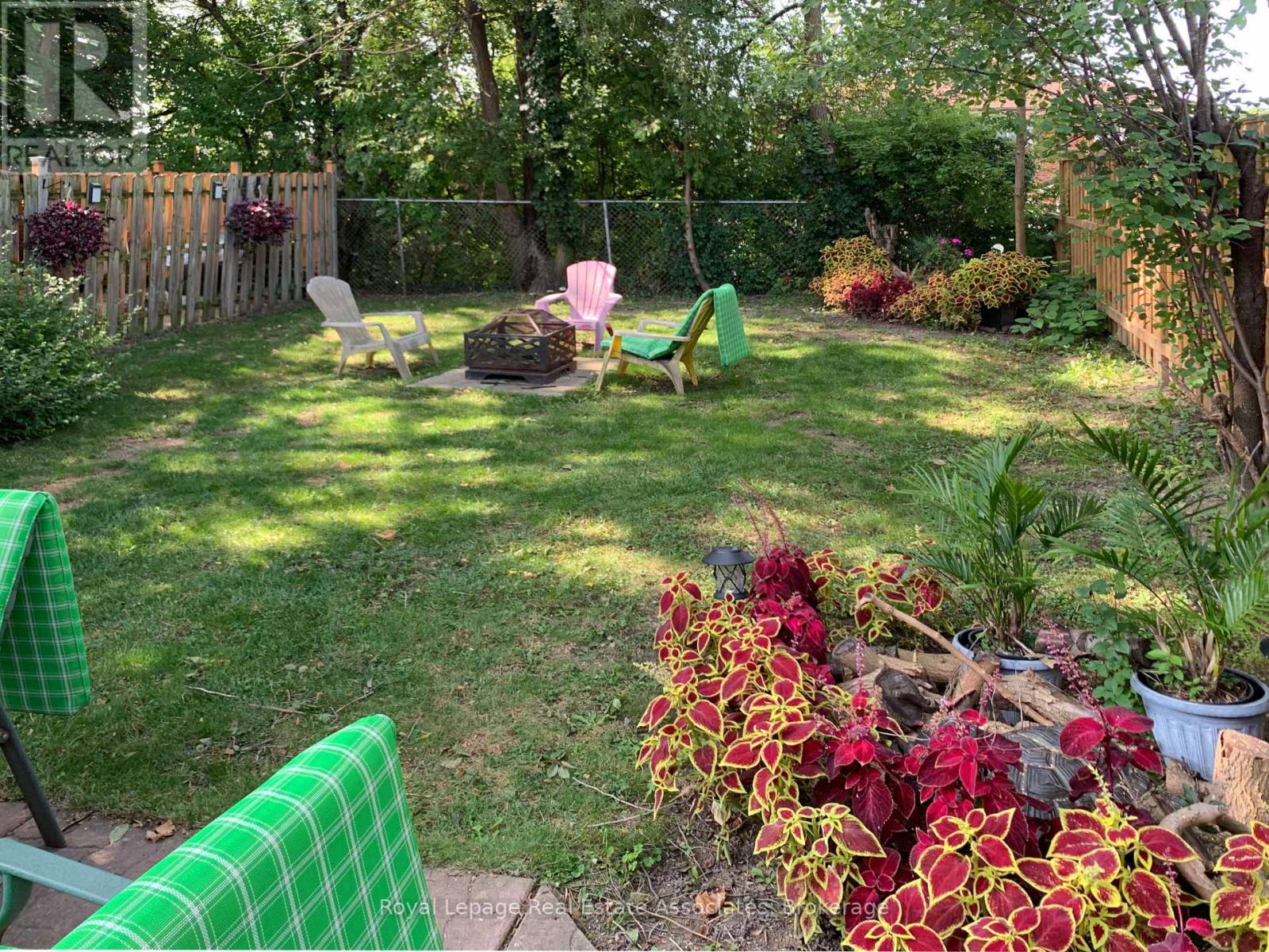 3498 Ashcroft Crescent, Mississauga, Ontario  L5C 2E7 - Photo 22 - W12425567