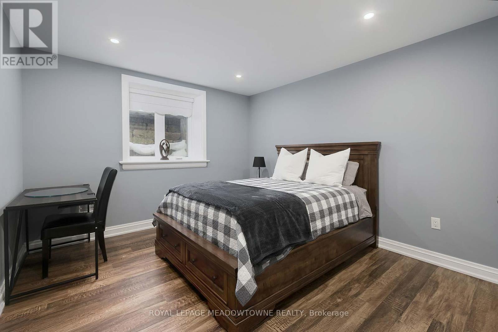 307 Queen Street S, Mississauga, Ontario  L5M 1L9 - Photo 20 - W12425587