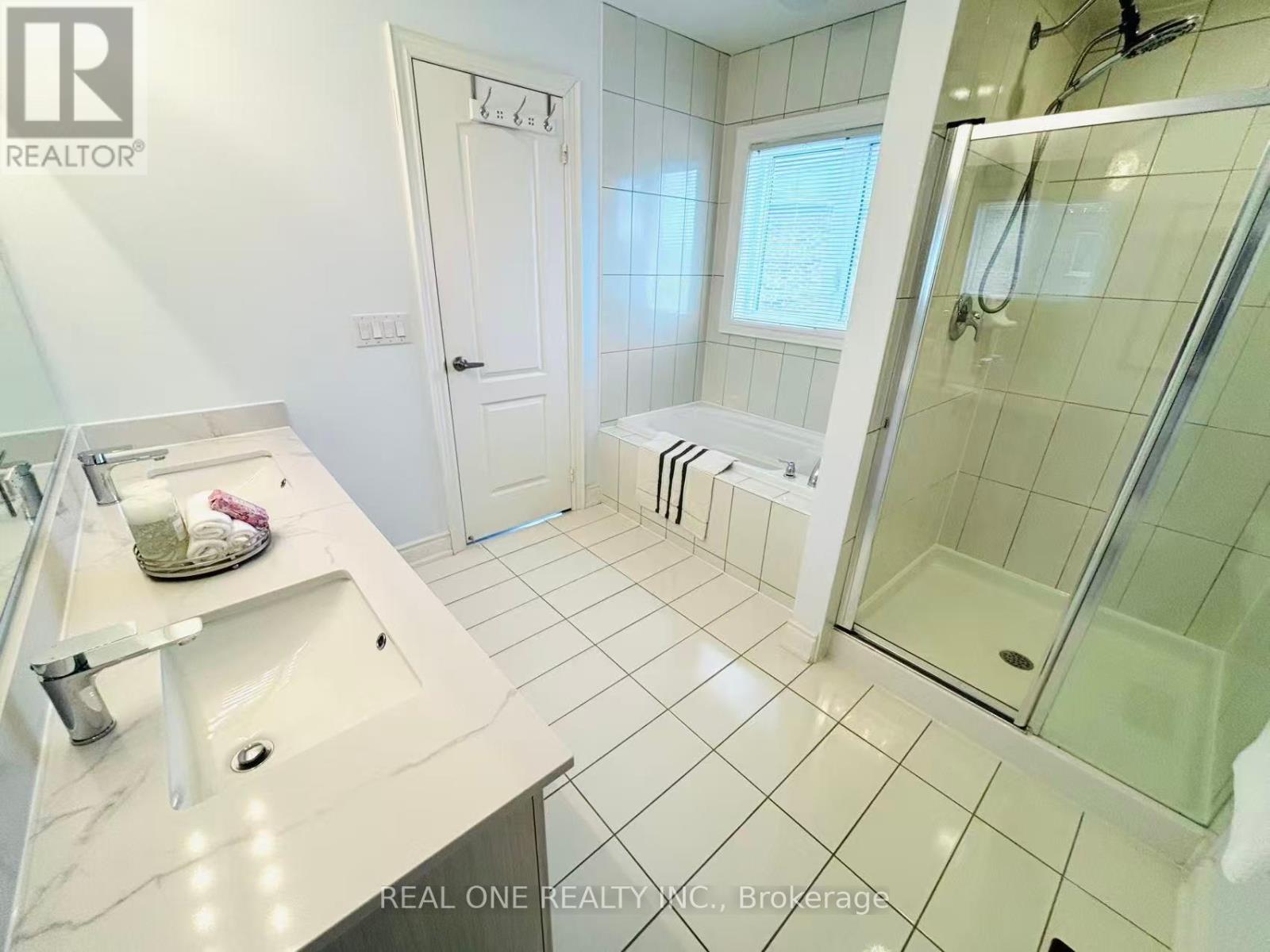 1543 Leger Way, Milton, Ontario  L9E 1H4 - Photo 21 - W12425593