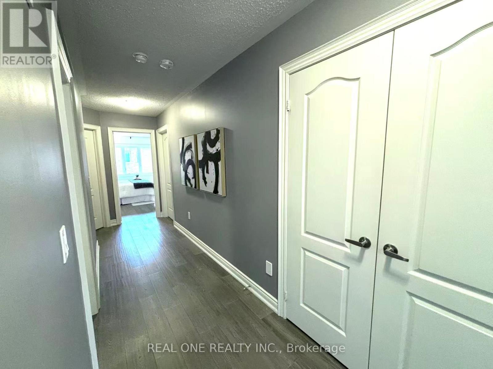 1543 Leger Way, Milton, Ontario  L9E 1H4 - Photo 23 - W12425593
