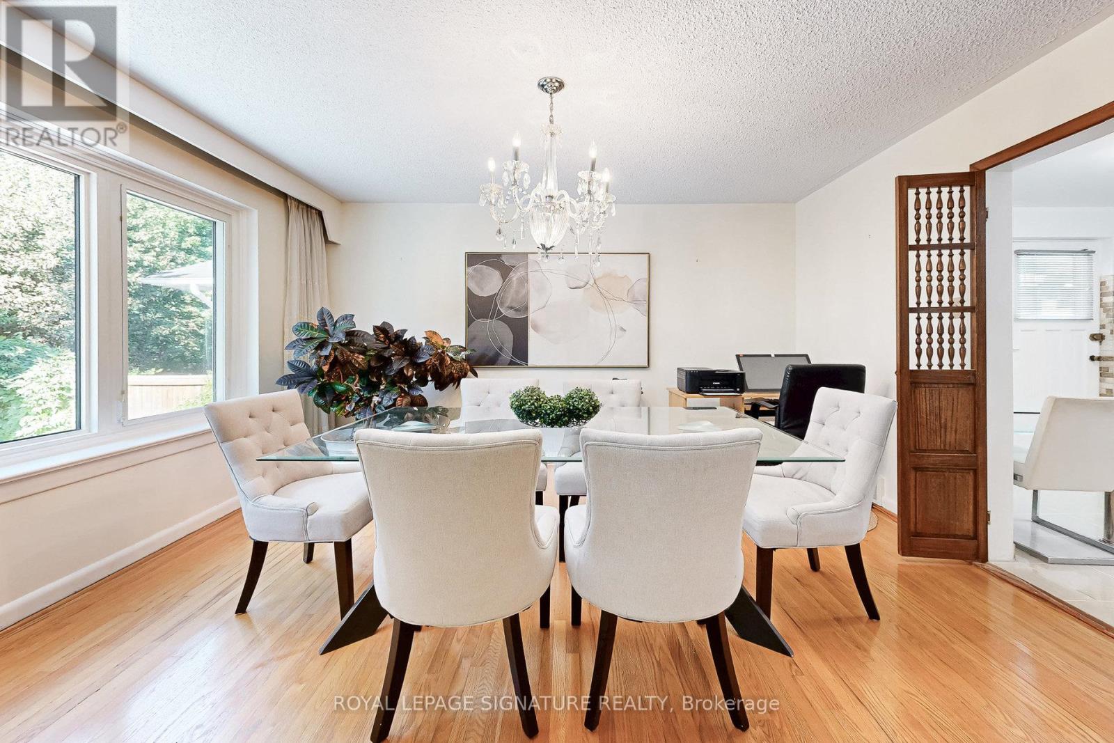 78 Langholm Drive, Toronto, Ontario  M3M 2R8 - Photo 10 - W12425608