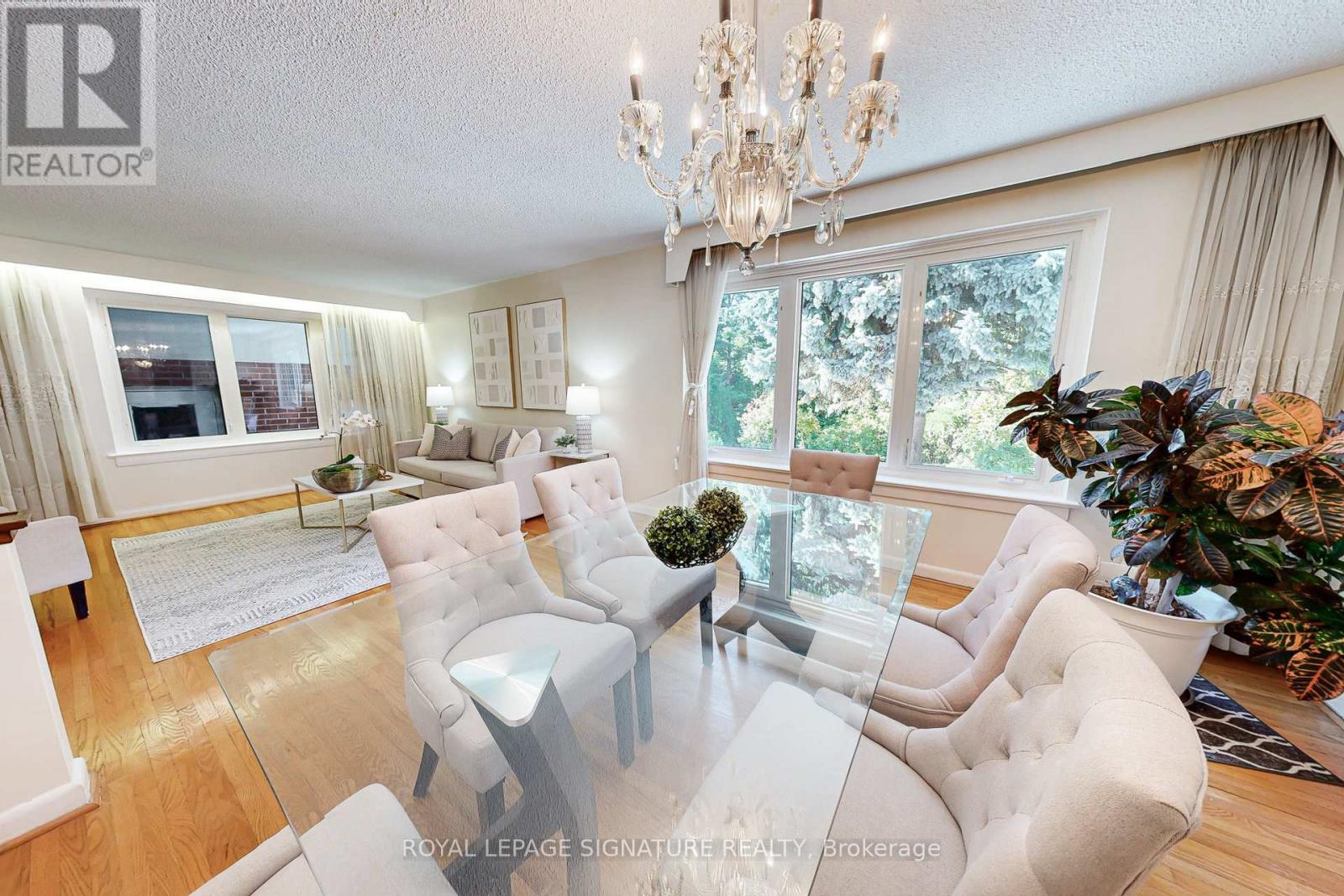 78 Langholm Drive, Toronto, Ontario  M3M 2R8 - Photo 11 - W12425608