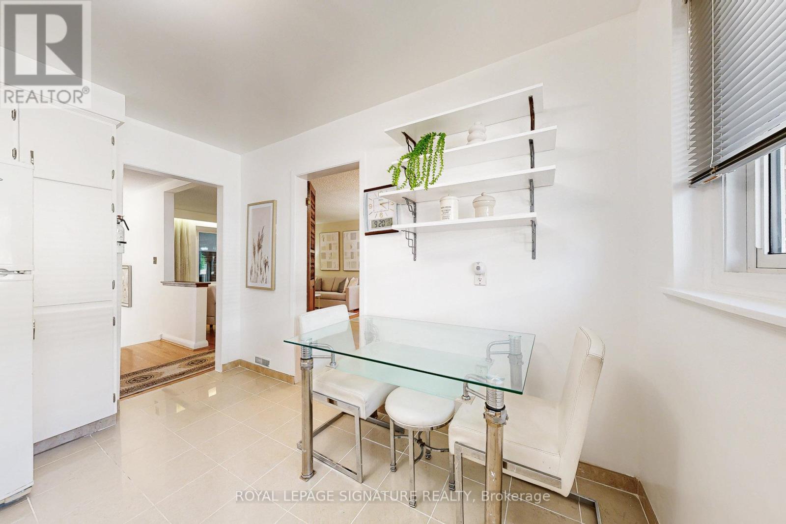 78 Langholm Drive, Toronto, Ontario  M3M 2R8 - Photo 13 - W12425608