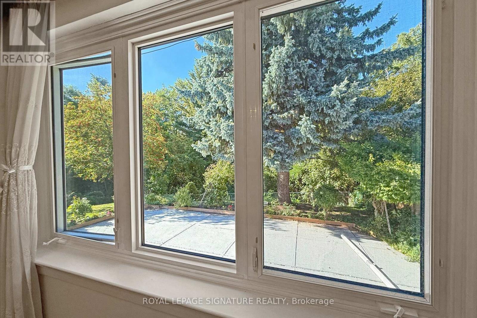78 Langholm Drive, Toronto, Ontario  M3M 2R8 - Photo 31 - W12425608