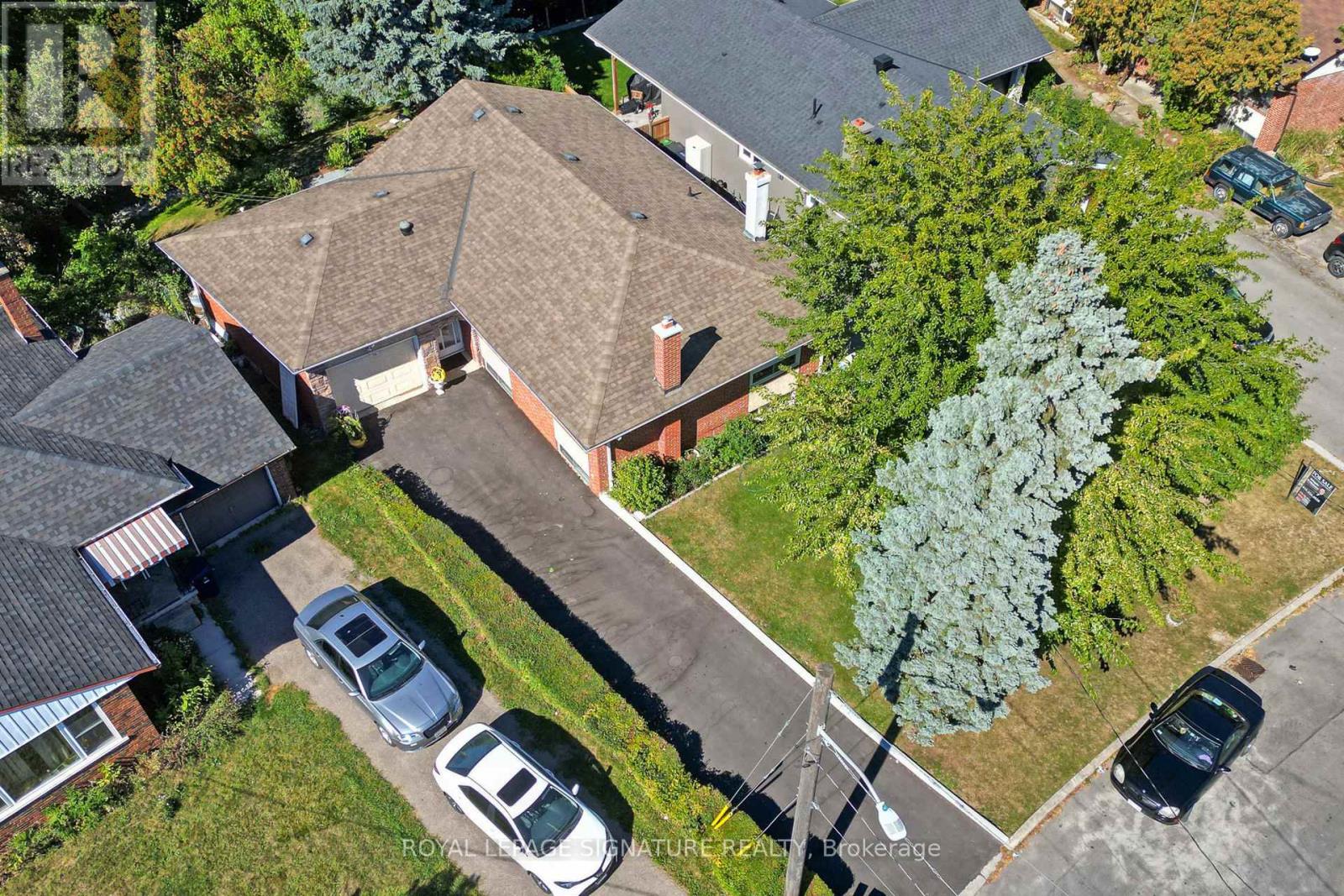 78 Langholm Drive, Toronto, Ontario  M3M 2R8 - Photo 38 - W12425608