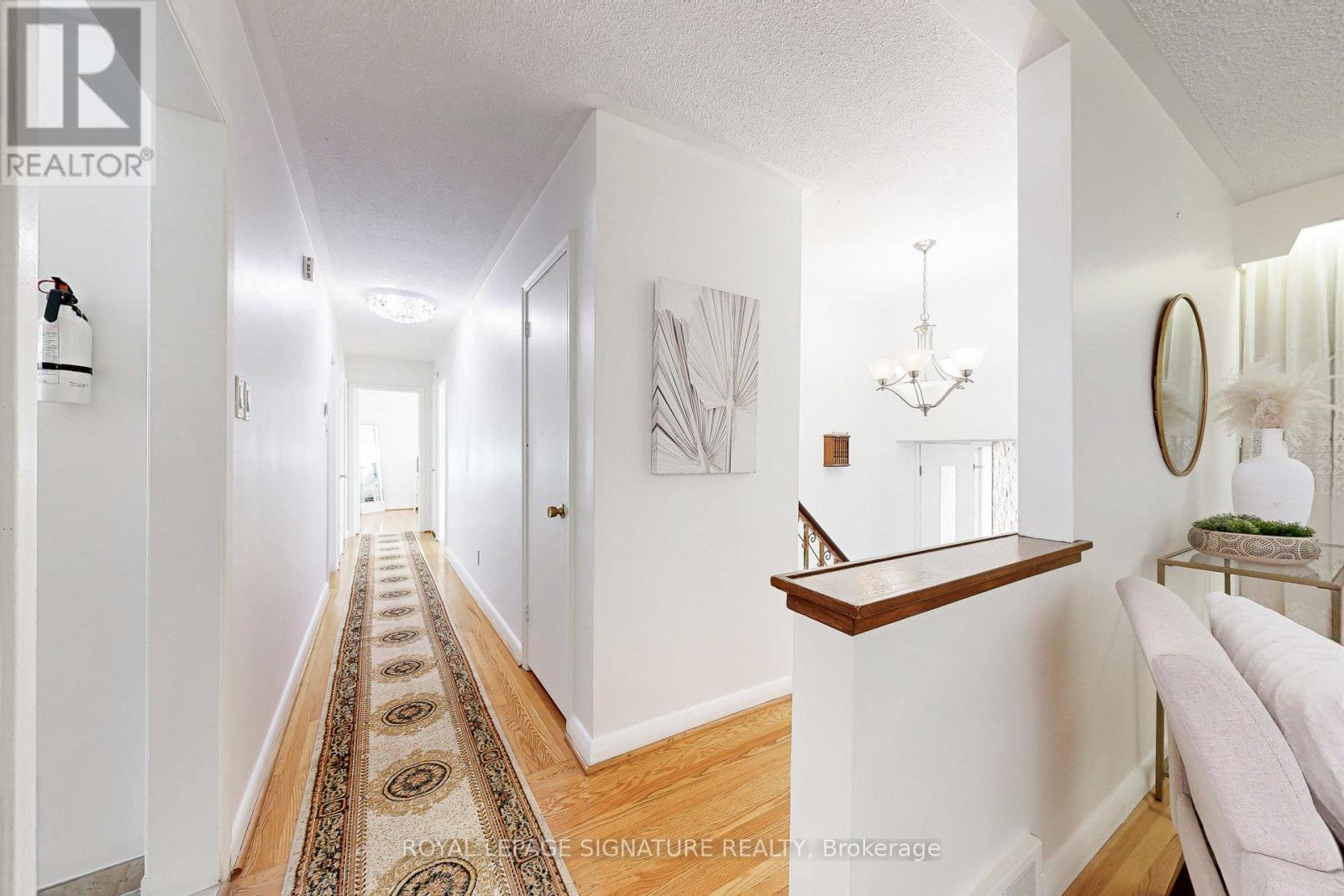 78 Langholm Drive, Toronto, Ontario  M3M 2R8 - Photo 6 - W12425608