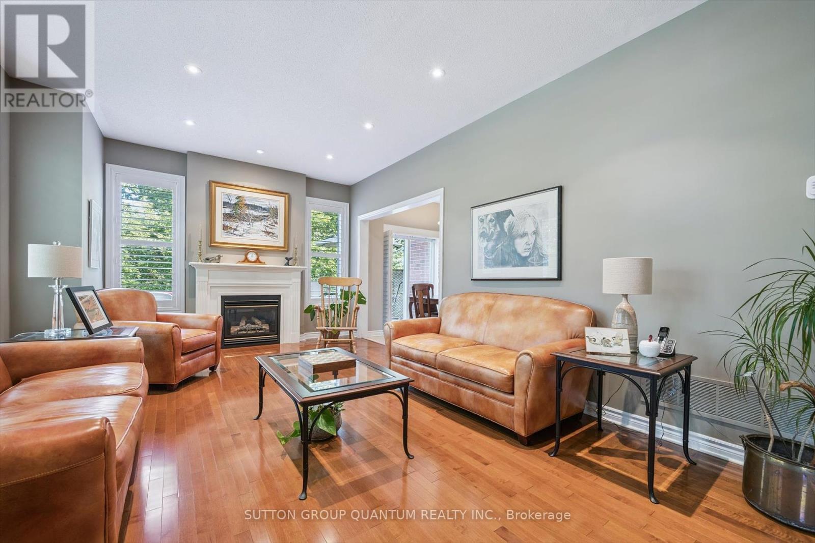33 - 300 Ravineview Way, Oakville, Ontario  L6H 7J1 - Photo 11 - W12425626