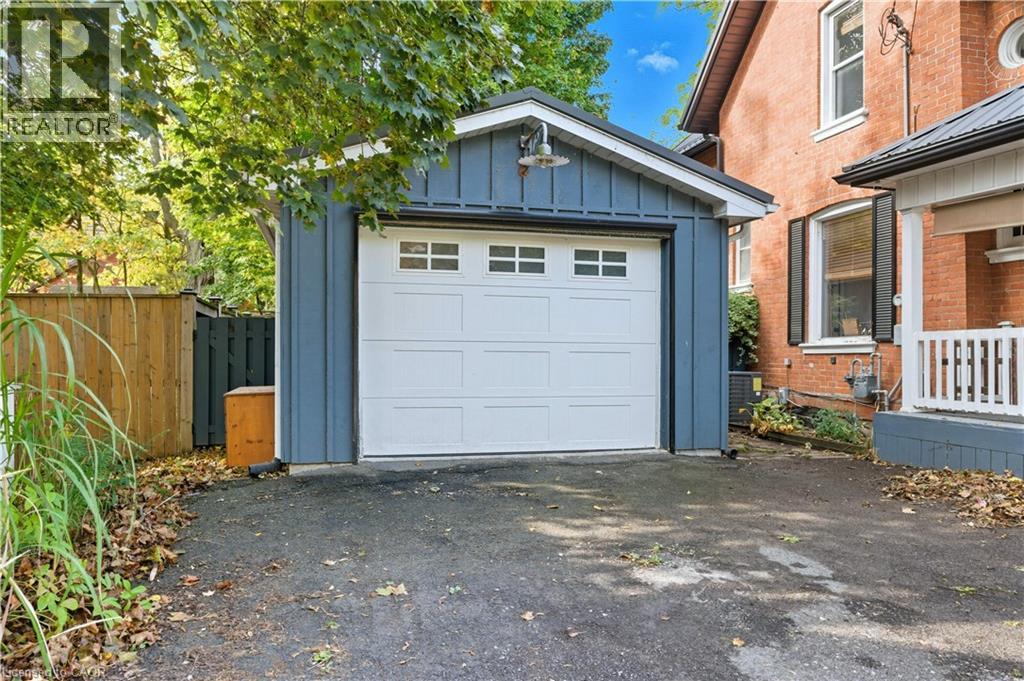 21 Orkney Street W, Caledonia, Ontario  N3W 1B1 - Photo 5 - 40773498