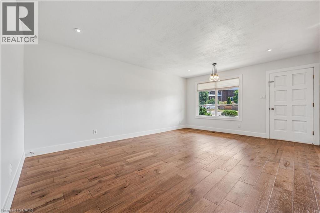 79 Lorraine Drive, Cambridge, Ontario  N1R 6P2 - Photo 2 - 40773496