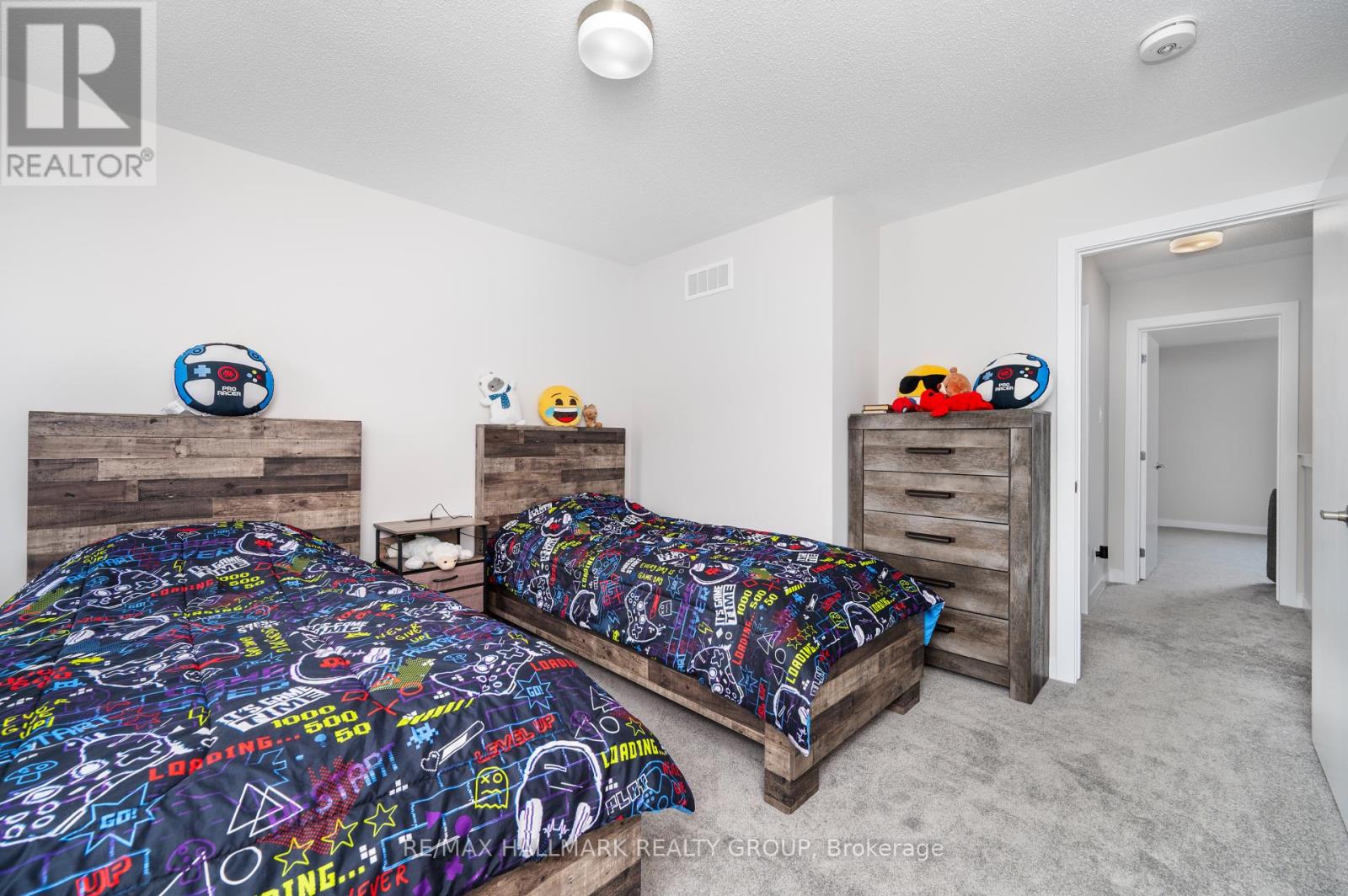 351 Falsetto Street, Ottawa, Ontario  K1W 0S6 - Photo 20 - X12423997