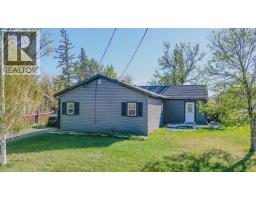 54 8 Avenue W, Cardston, Ca