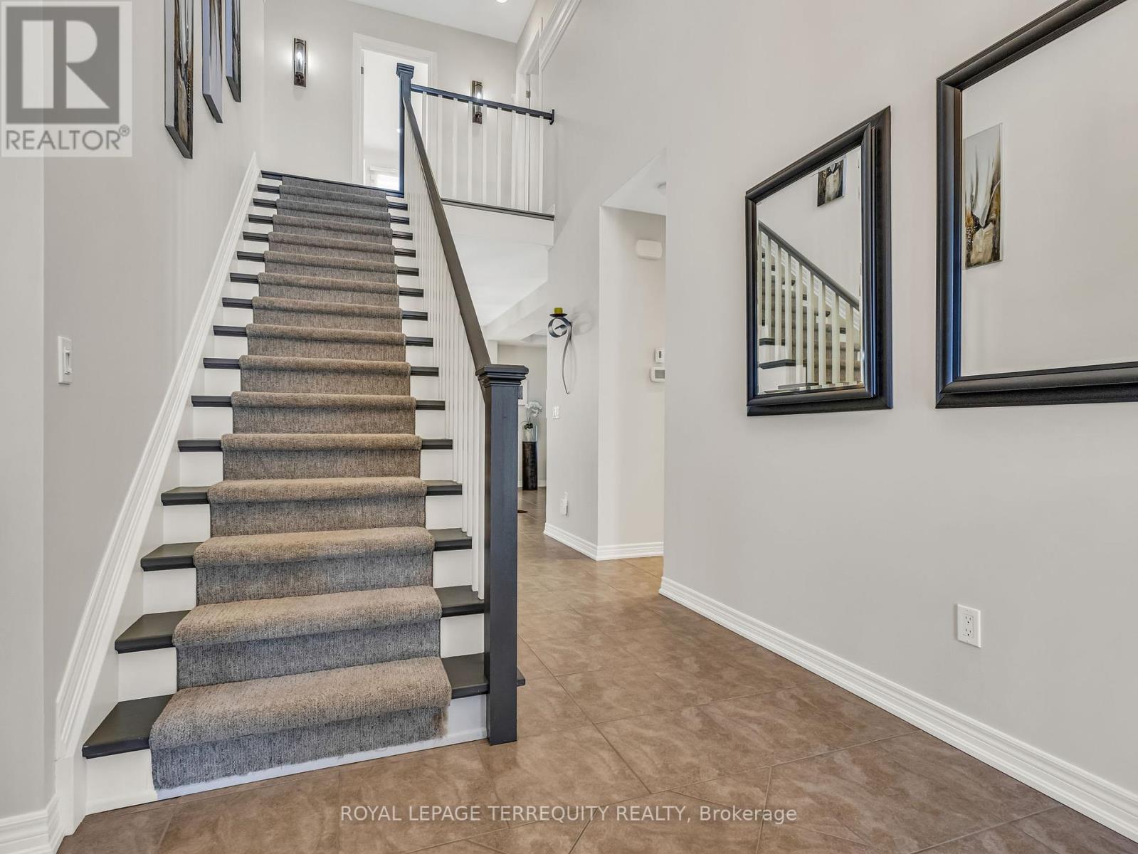 98 Michael Drive, Welland, Ontario  L3C 0A7 - Photo 19 - X12425601