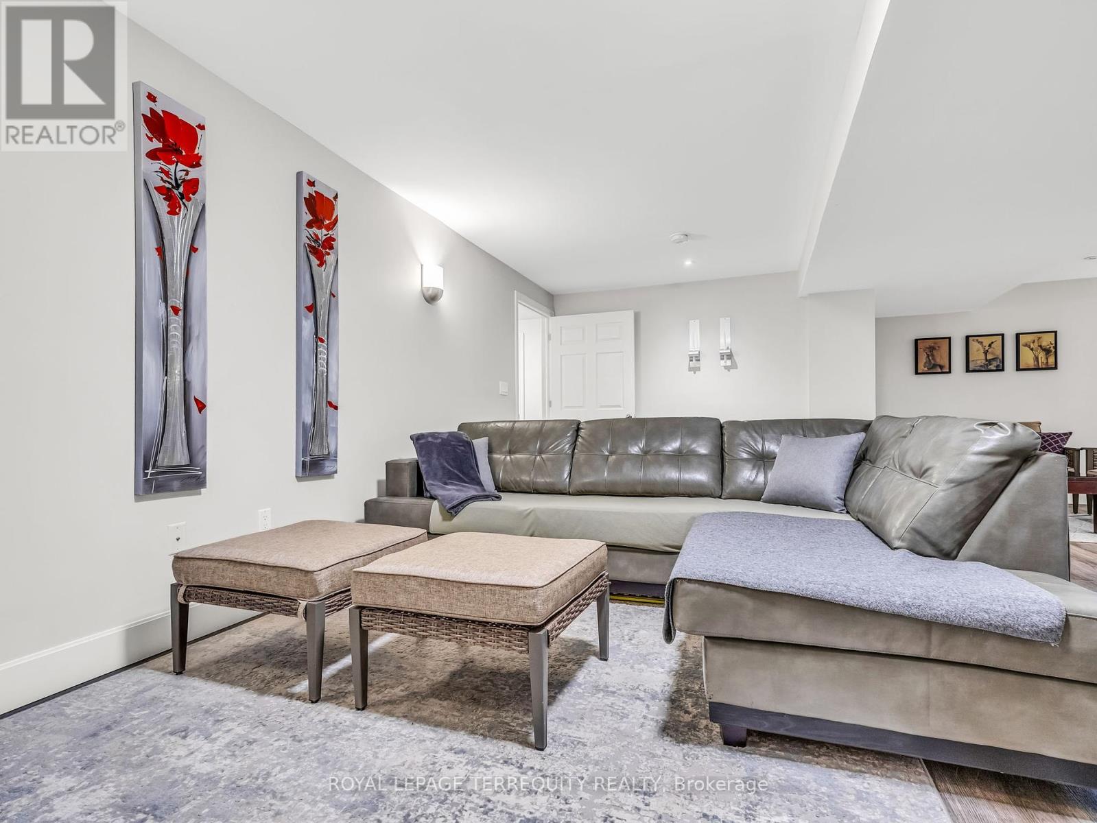 98 Michael Drive, Welland, Ontario  L3C 0A7 - Photo 38 - X12425601