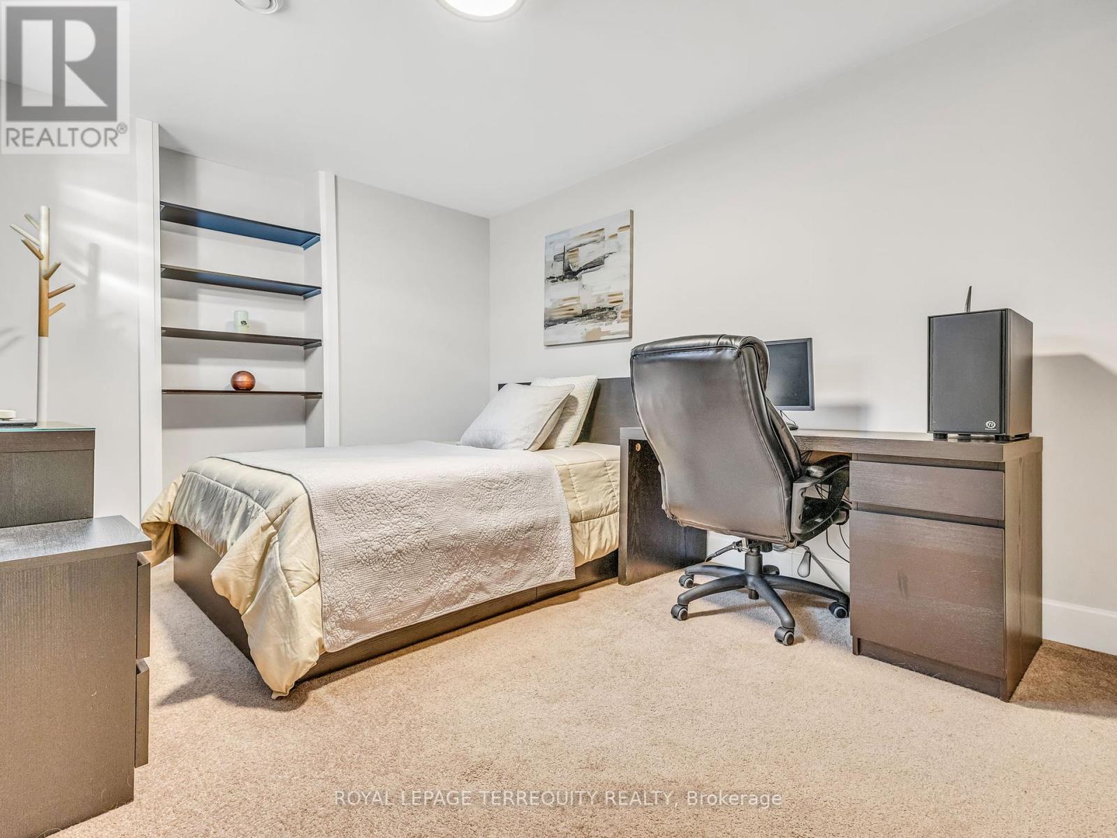 98 Michael Drive, Welland, Ontario  L3C 0A7 - Photo 40 - X12425601