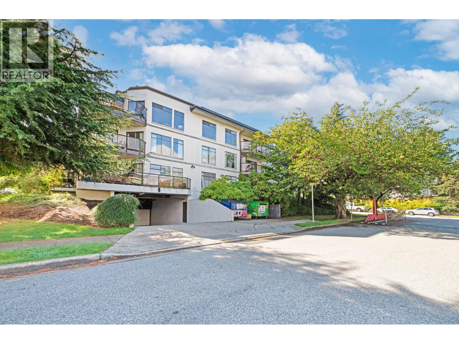 210 2222 PRINCE EDWARD STREET, Vancouver, British Columbia