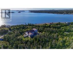93 Crystalwood Drive