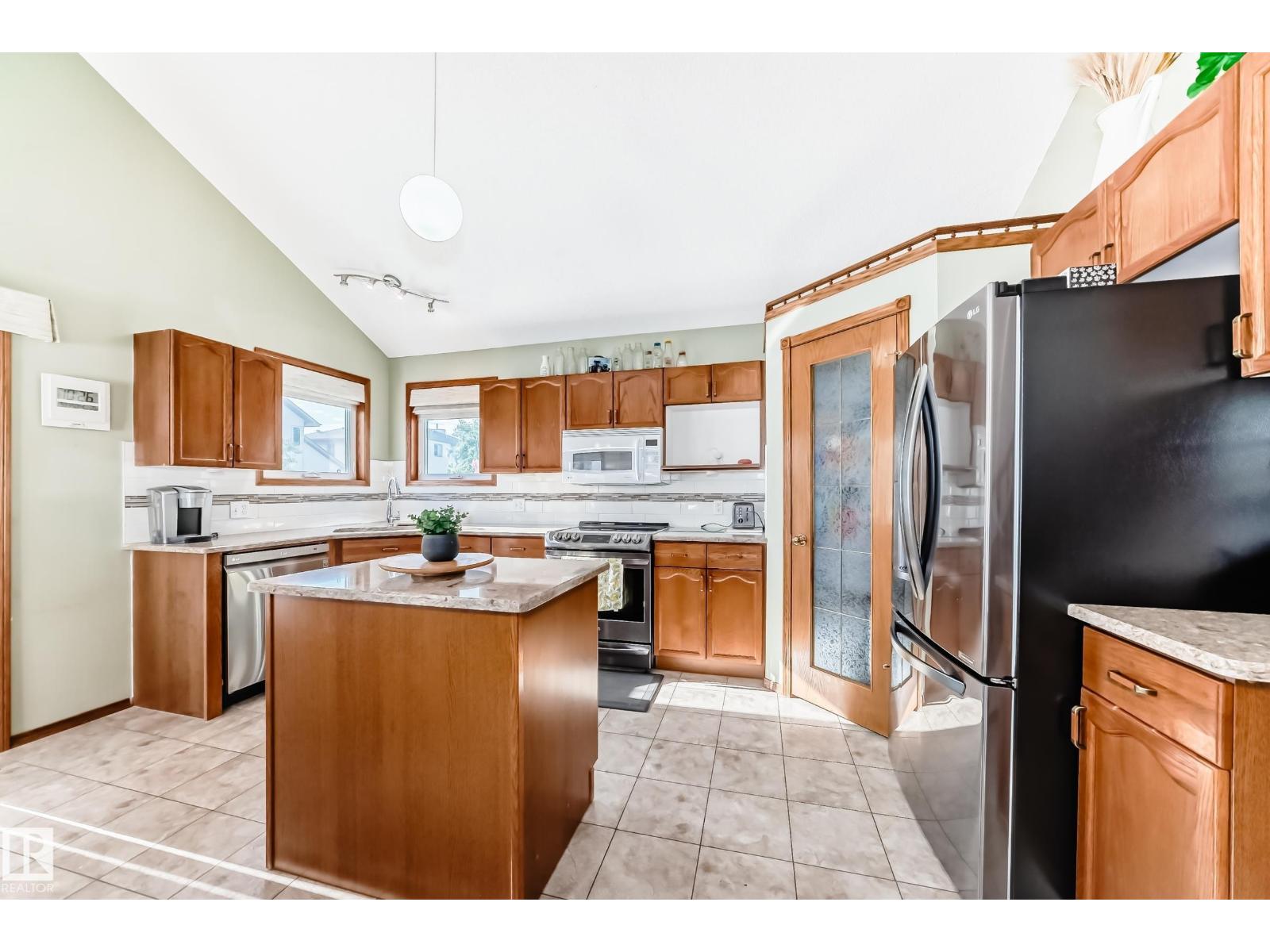 15815 63 St Nw, Edmonton, Alberta  T5Y 2R8 - Photo 19 - E4459384