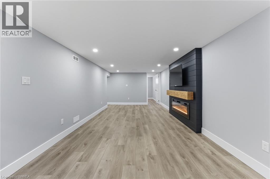 61 Clench Avenue, Brantford, Ontario  N3T 1B7 - Photo 14 - 40770858
