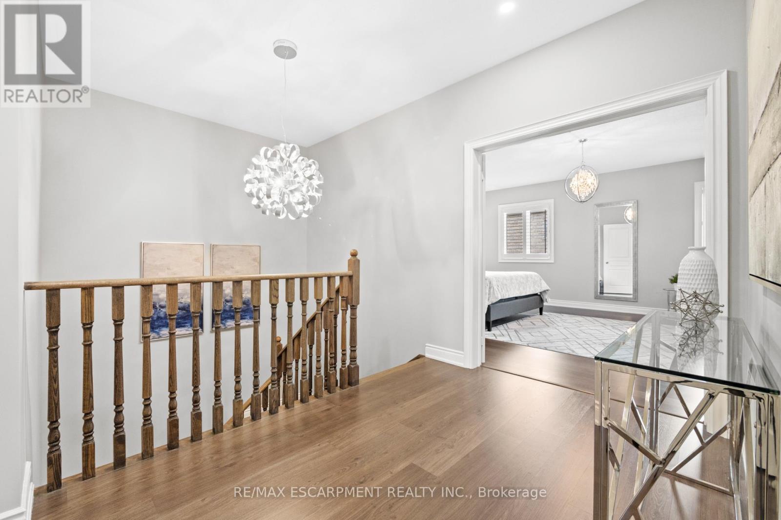 107 Avanti Crescent, Hamilton, Ontario  L8B 1W7 - Photo 25 - X12395672