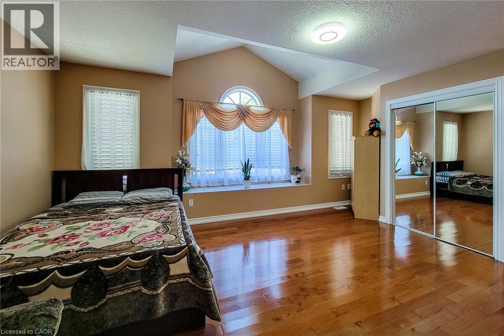 26 Colin Crescent, Hamilton, Ontario  L9A 0A1 - Photo 32 - 40772679