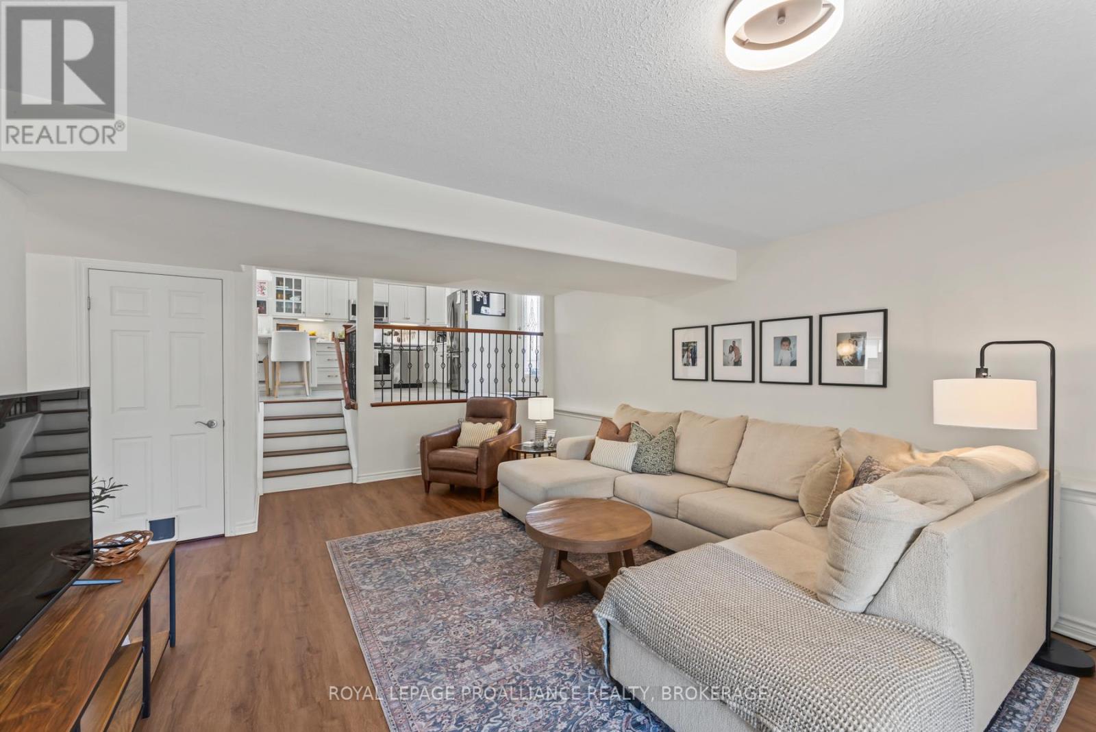 7 Gardiner Street, Belleville, Ontario  K8N 0L8 - Photo 25 - X12425853
