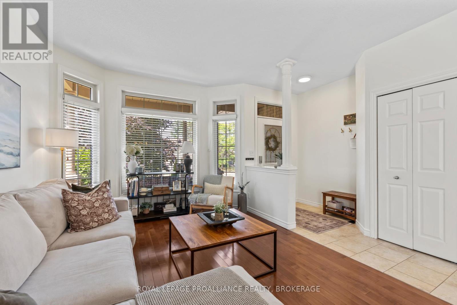 7 Gardiner Street, Belleville, Ontario  K8N 0L8 - Photo 6 - X12425853