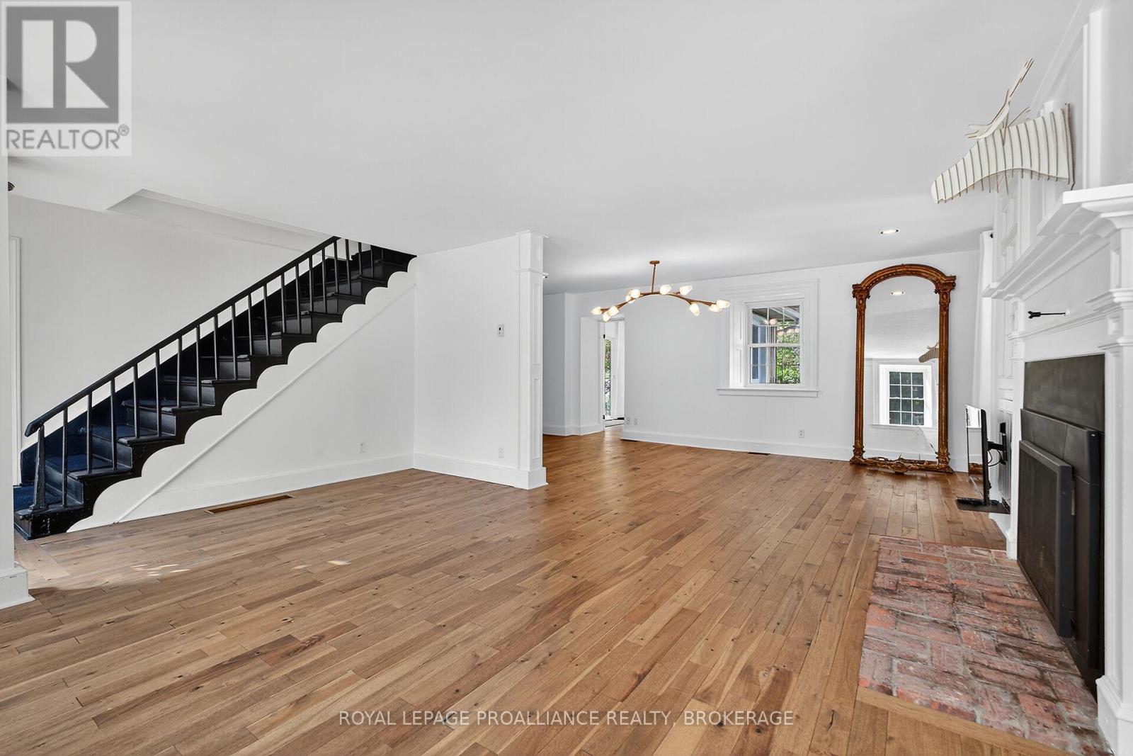 4519 Portland Avenue, Frontenac, Ontario  K0H 2T0 - Photo 11 - X12425859