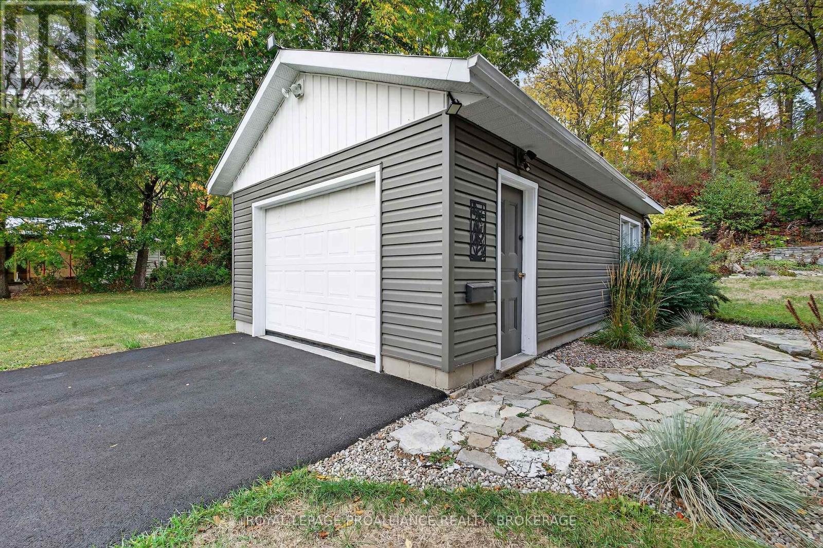 4519 Portland Avenue, Frontenac, Ontario  K0H 2T0 - Photo 37 - X12425859