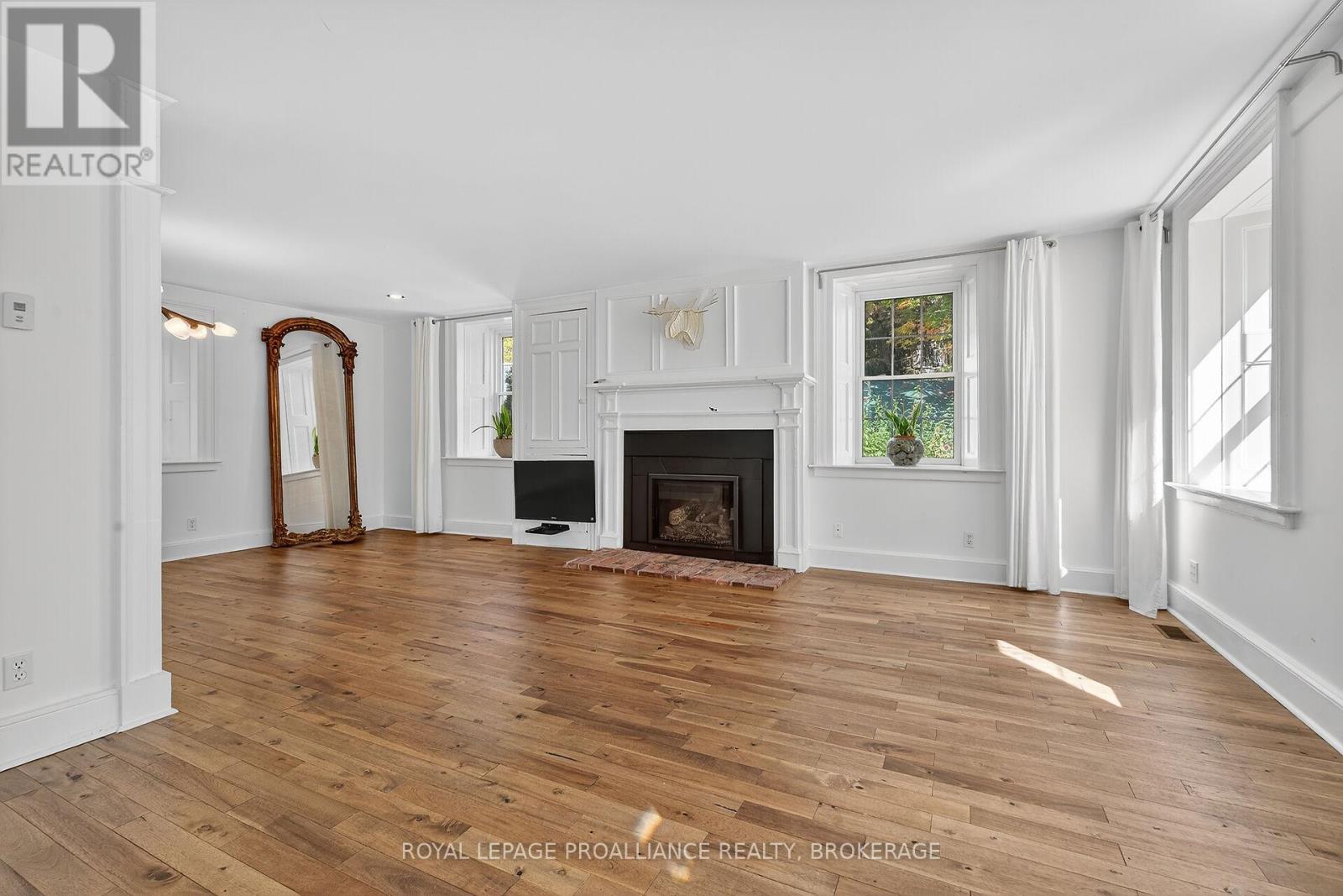 4519 Portland Avenue, Frontenac, Ontario  K0H 2T0 - Photo 9 - X12425859