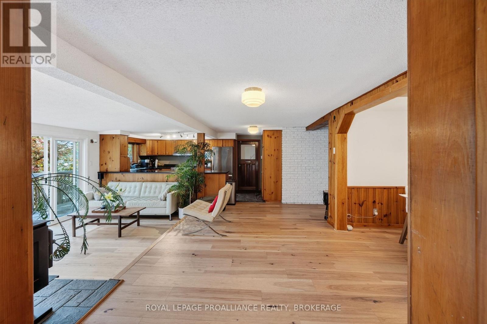 18 Hickory Lane, Frontenac, Ontario  K0H 2L0 - Photo 13 - X12425908