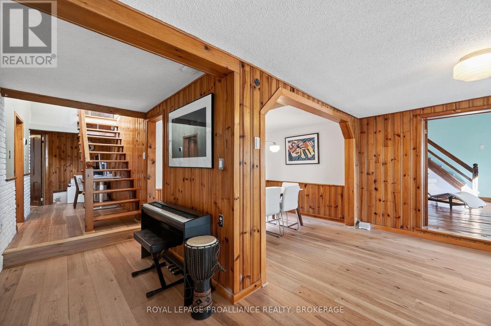 18 Hickory Lane, Frontenac, Ontario  K0H 2L0 - Photo 21 - X12425908