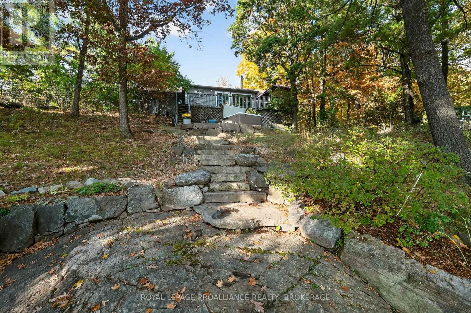 18 Hickory Lane, Frontenac, Ontario  K0H 2L0 - Photo 36 - X12425908