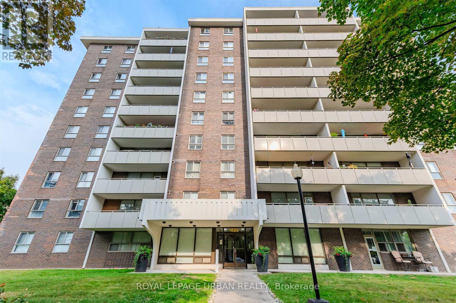 806 - 1135 Logan Avenue, Toronto (Broadview North), Ontario  M4K 3Y2 - Photo 1 - E12418538