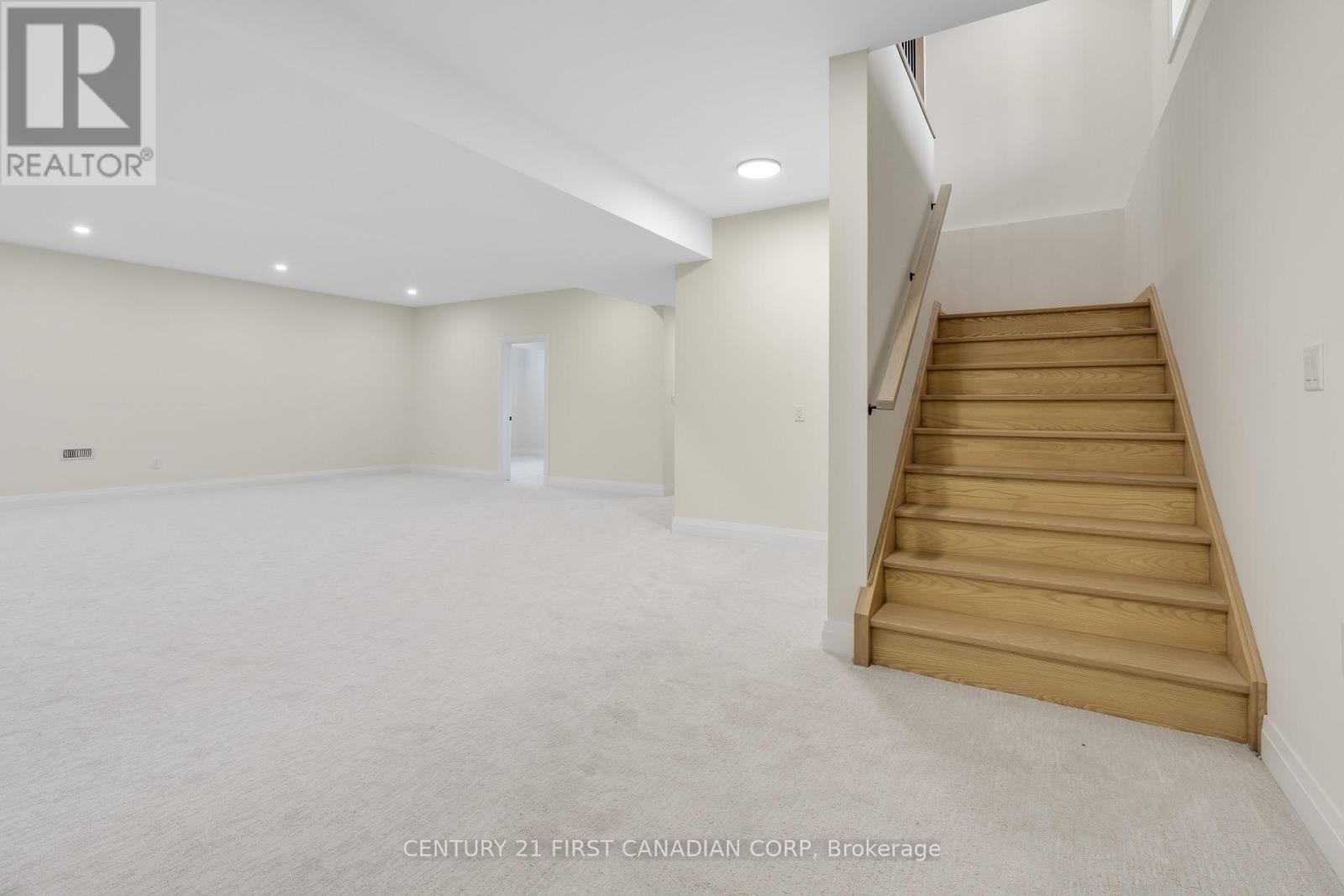12110 Gale Road, North Middlesex, Ontario  N0M 1A0 - Photo 37 - X12425928