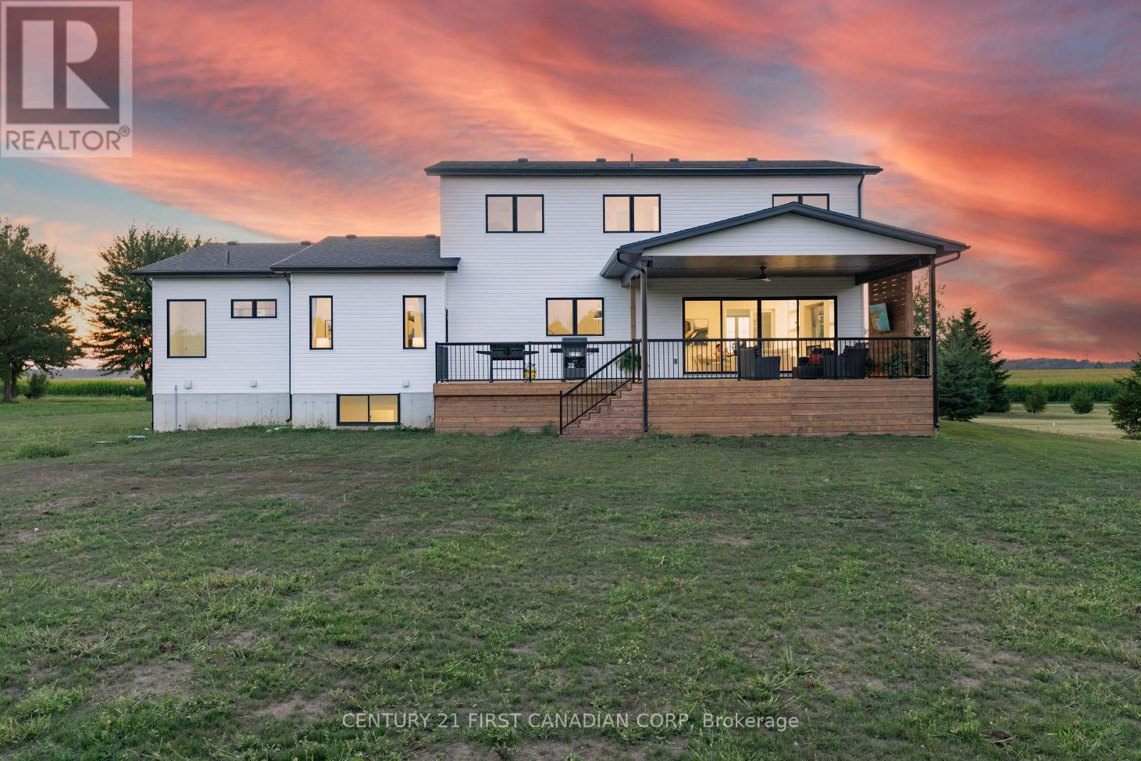12110 Gale Road, North Middlesex, Ontario  N0M 1A0 - Photo 45 - X12425928