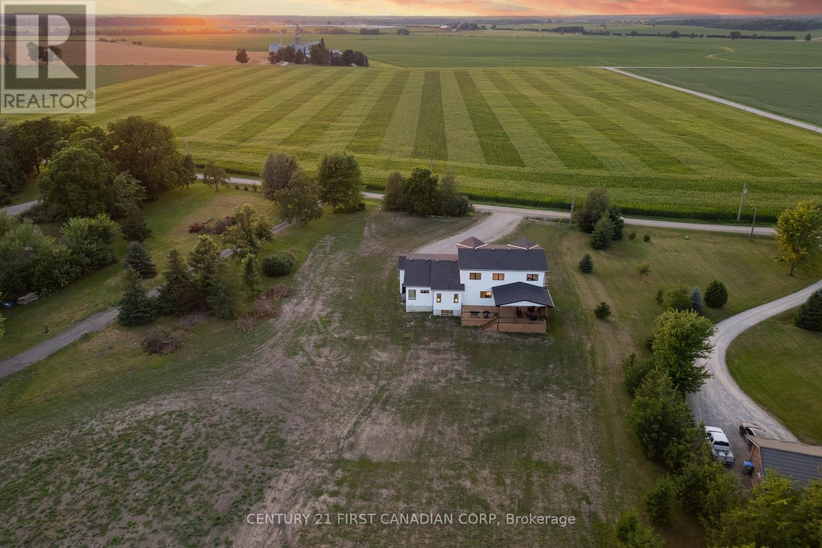 12110 Gale Road, North Middlesex, Ontario  N0M 1A0 - Photo 47 - X12425928