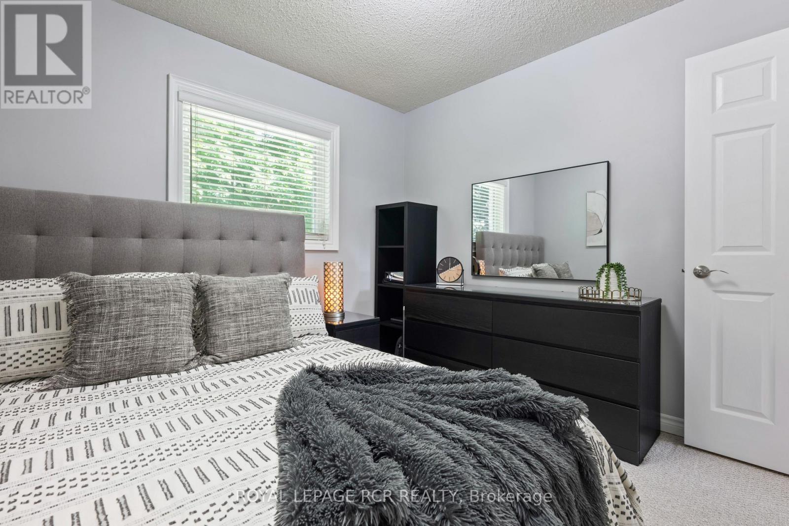 224 Lisa Marie Drive, Orangeville, Ontario  L9W 4P6 - Photo 21 - W12424072