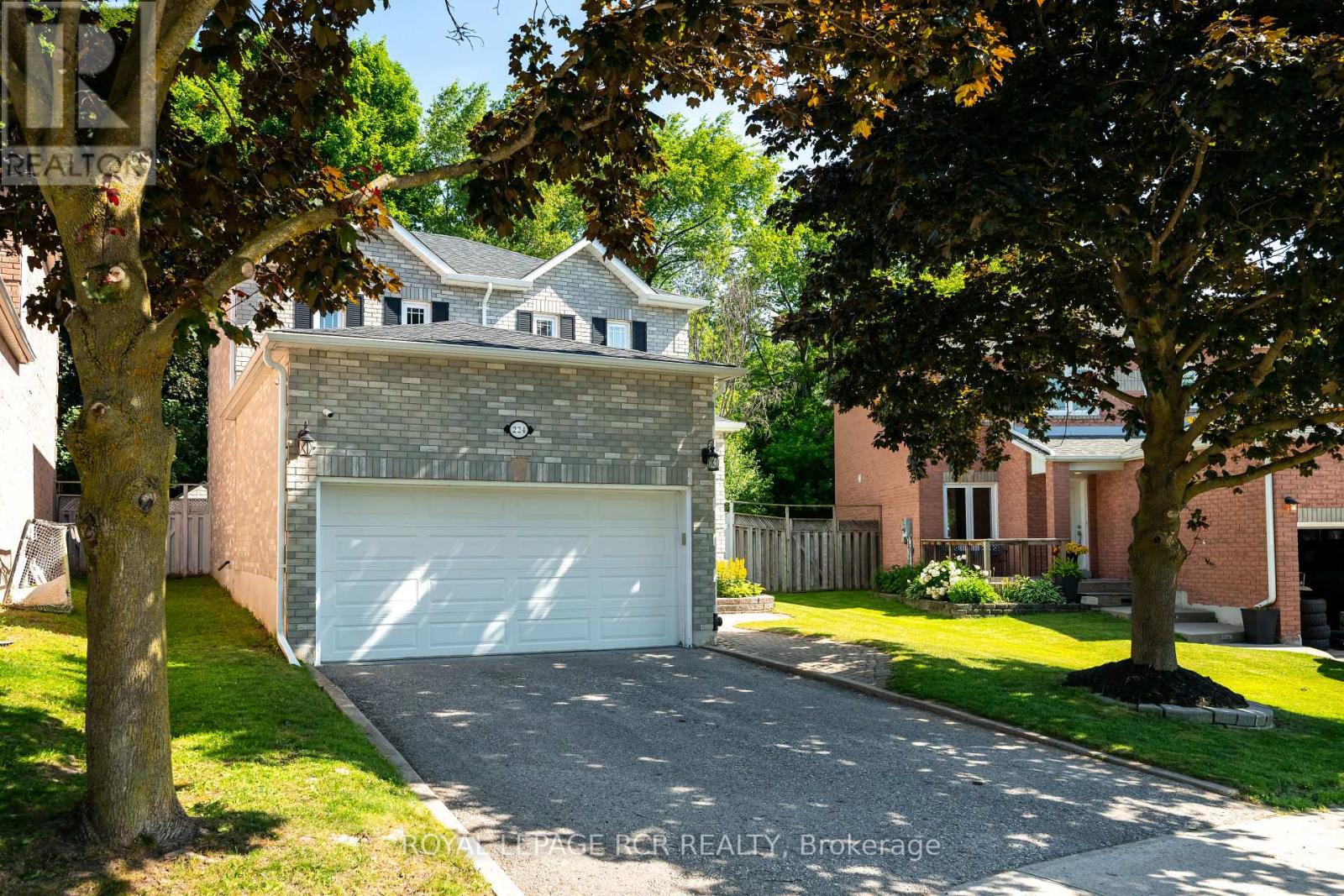 224 Lisa Marie Drive, Orangeville, Ontario  L9W 4P6 - Photo 2 - W12424072