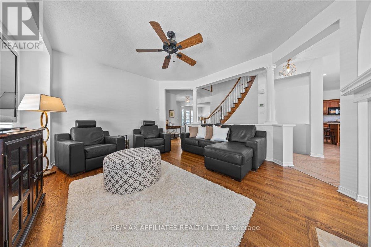 57 Insmill Crescent, Ottawa, Ontario  K2T 1G4 - Photo 17 - X12425895