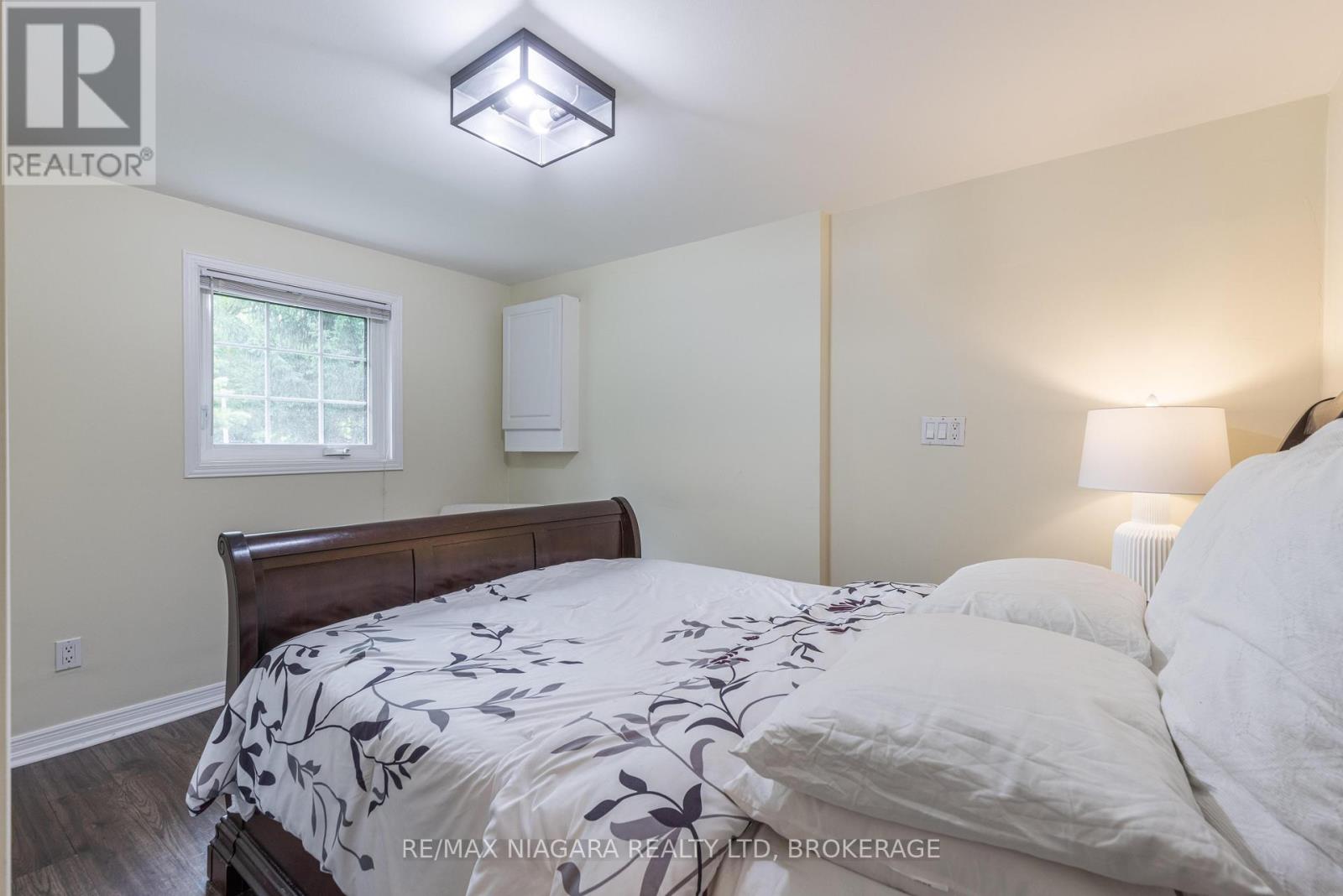 6 Circle Street, Niagara-On-The-Lake, Ontario  L0S 1J0 - Photo 13 - X12425840