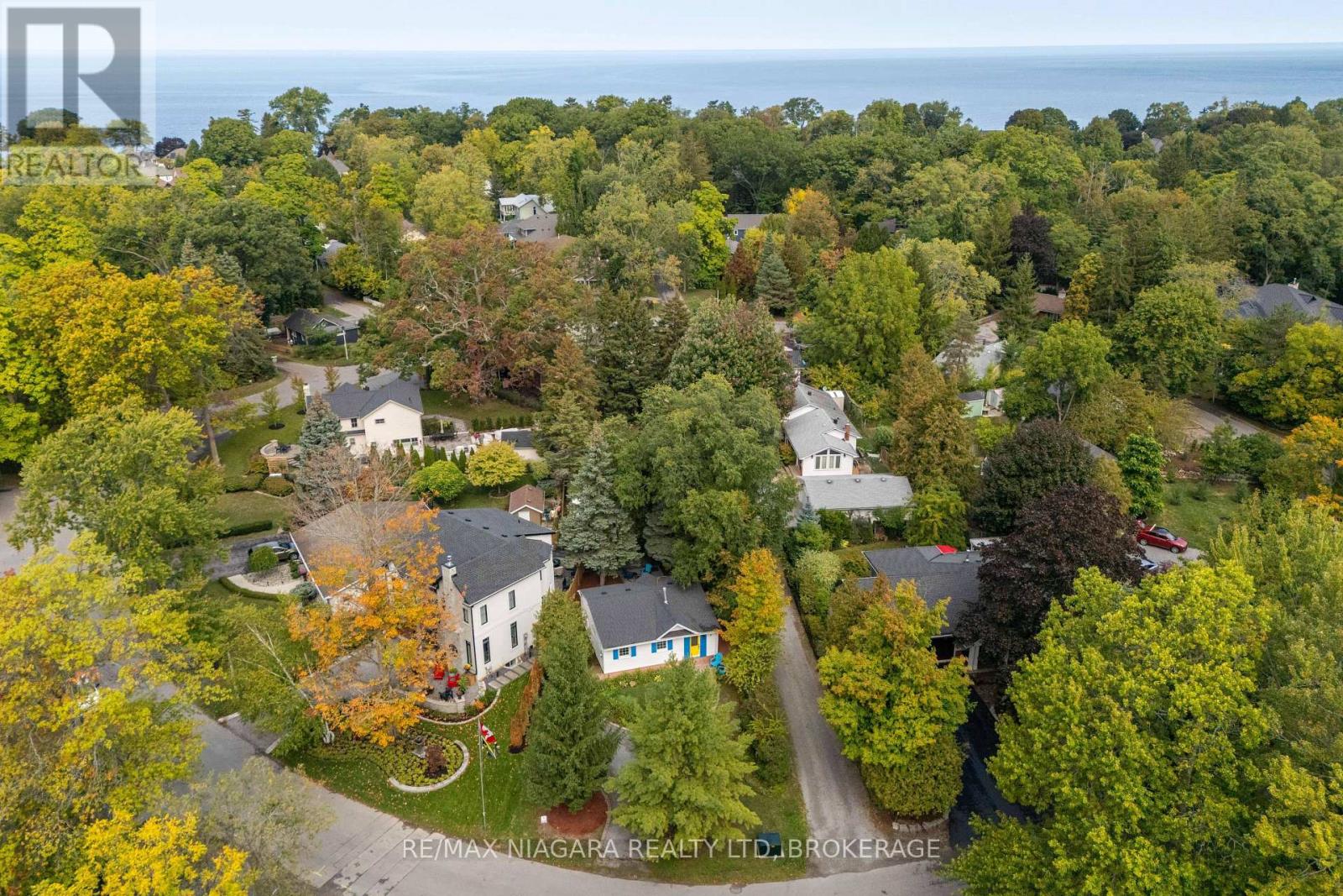 6 Circle Street, Niagara-On-The-Lake, Ontario  L0S 1J0 - Photo 21 - X12425840