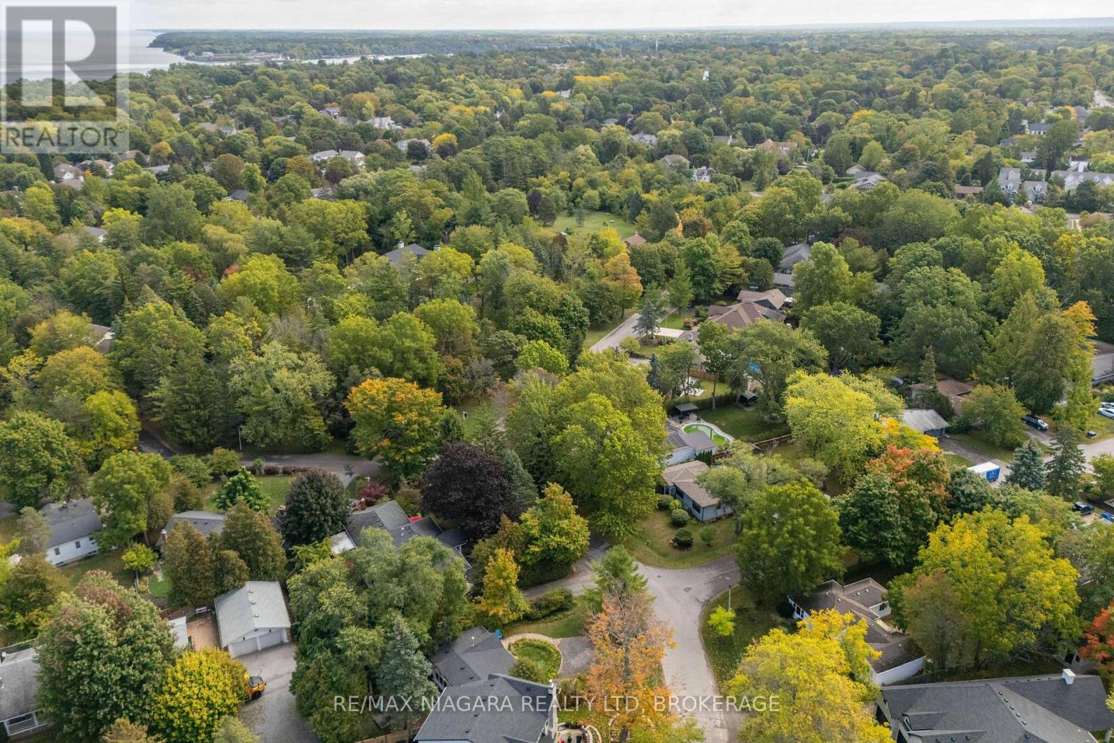 6 Circle Street, Niagara-On-The-Lake, Ontario  L0S 1J0 - Photo 23 - X12425840